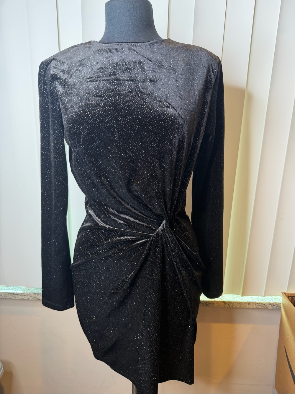 H&M Black Velvet Glitter Long-Sleeve Front Twist Mini Dress Size Medium - Picture 3 of 10